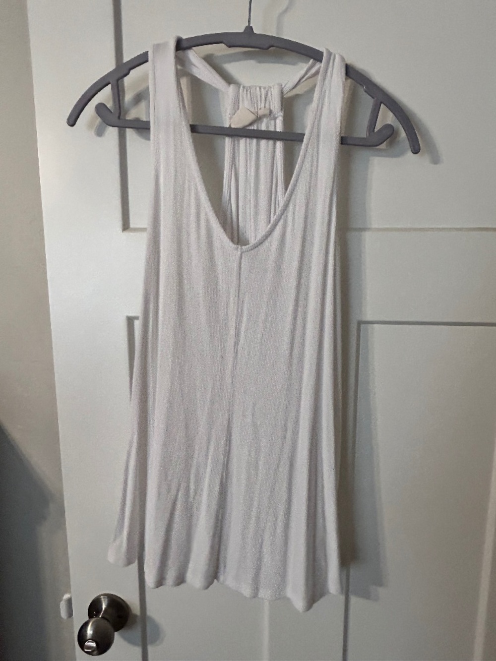 White tank top razor back